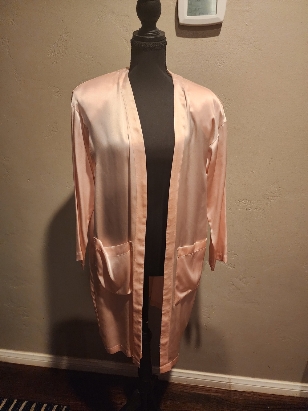Nordstrom Light Pink 100% Silk Kimono with Front Pockets